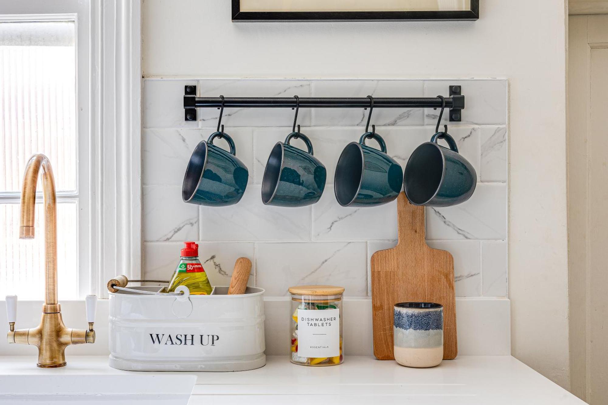 Insta-worthy Loft On Historic Rows, Sleeps 4 & Free Parking Apartment