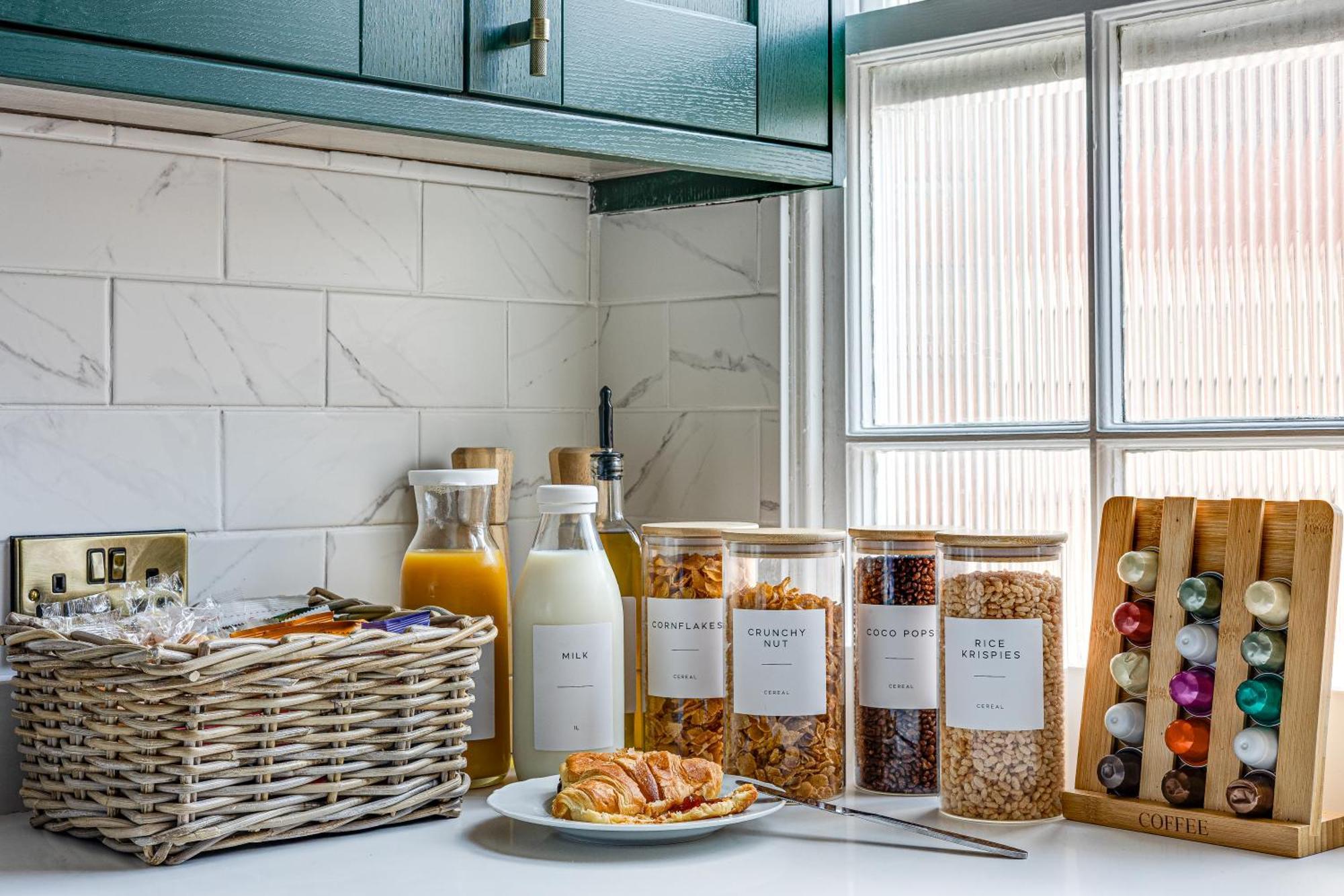 Insta-worthy Loft On Historic Rows, Sleeps 4 & Free Parking