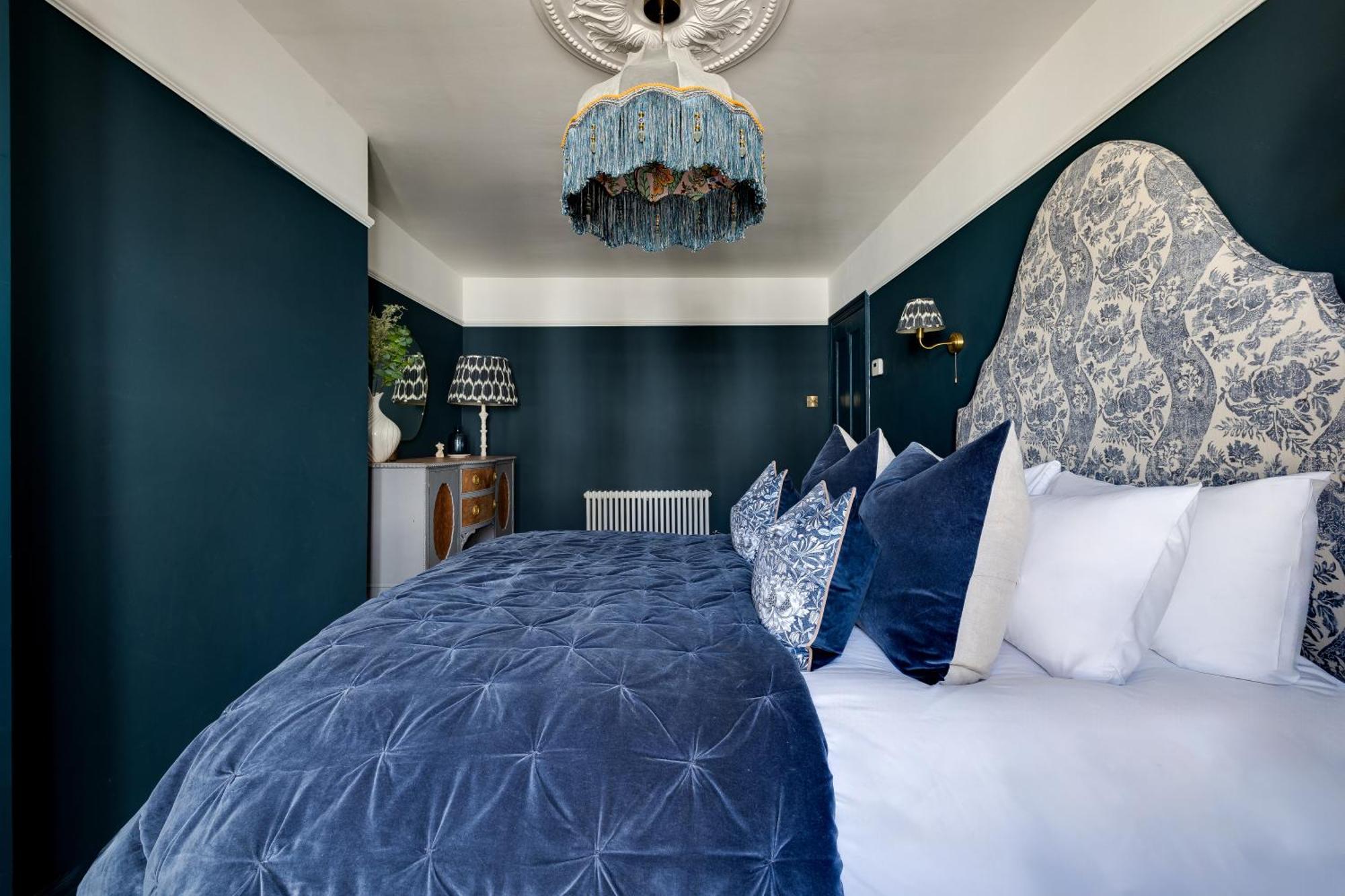 Apartment Insta-worthy Loft On Historic Rows, Sleeps 4 & Free Parking