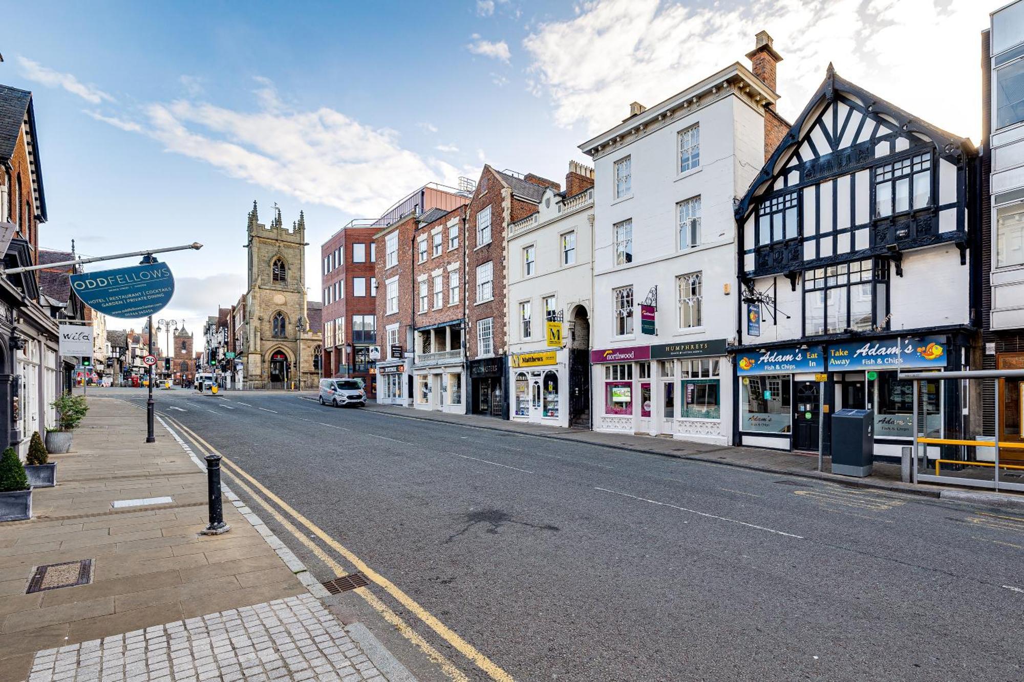 Insta-worthy Loft On Historic Rows, Sleeps 4 & Free Parking